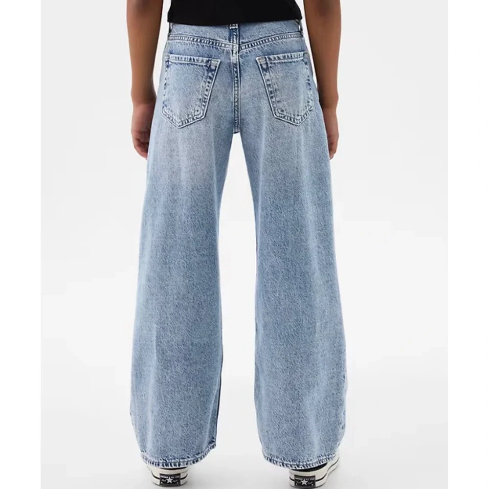 Gap Kids Girls High Rise Wide Leg Distressed Jeans Light Wash Blue